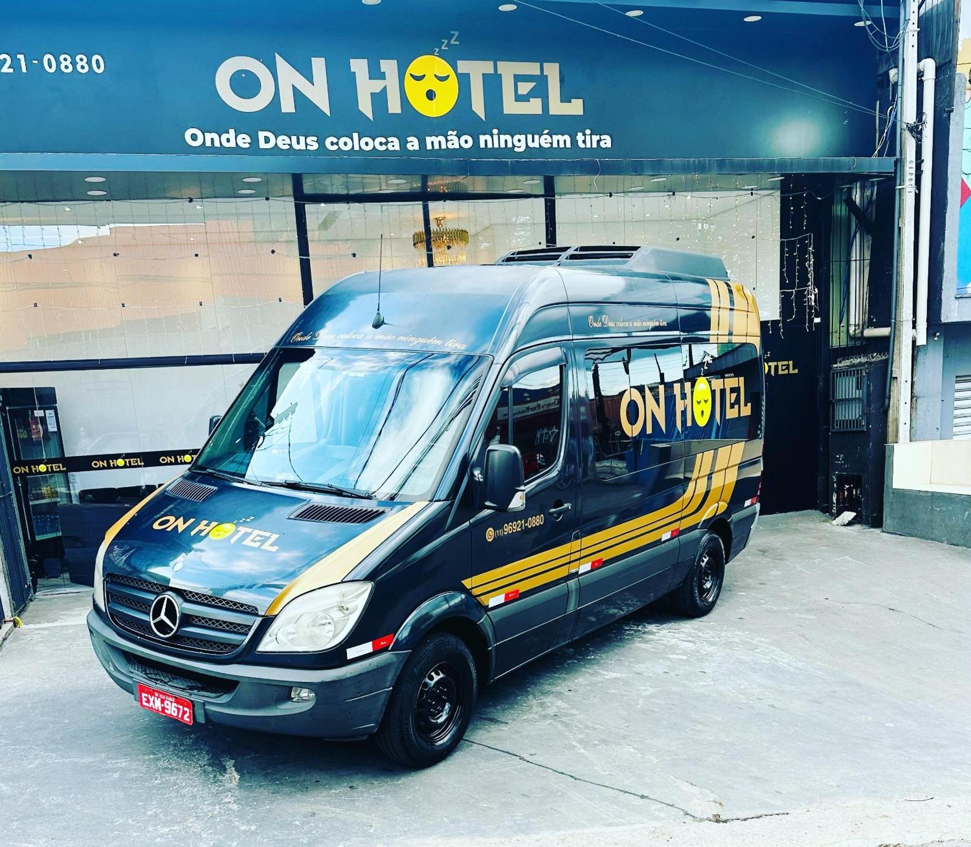 On Hostel II Gru Aeroporto Translado 24 Hs Гуарульюс Екстер'єр фото